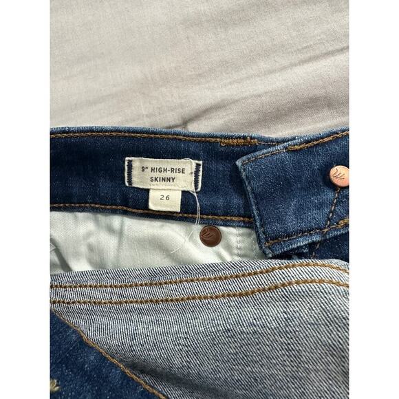 Madewell 9" High Rise Destructed Hem Edition - Picture 4 of 5